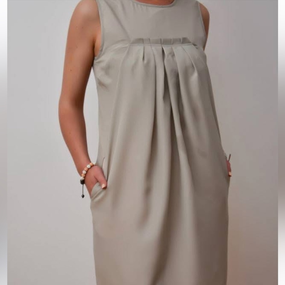 Gorgeous summer dress - Picture 2 of 8